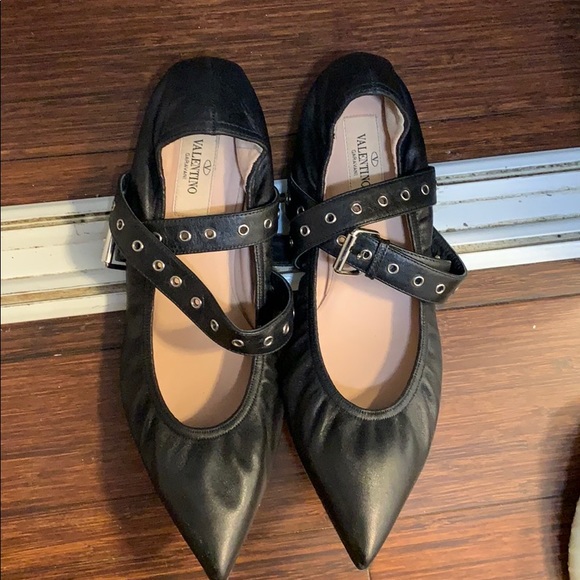 valentino flats, 99% new - Picture 3 of 4